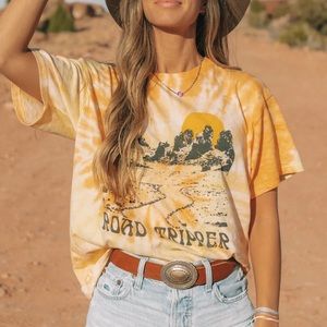 ☀️ Pura Vida Road Tripper Tee